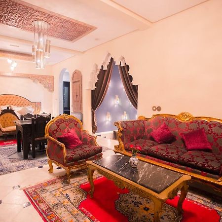Palais Dar Si Aissa All-Suites Marrakesh Bagian luar foto